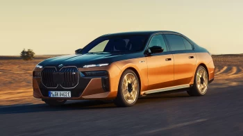 Aceasta este noua limuzina electrica BMW i7 M70 G70